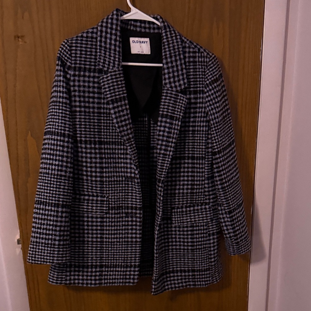 Old Navy Women's Houndstooth Trench Coat in Black and Light Blue